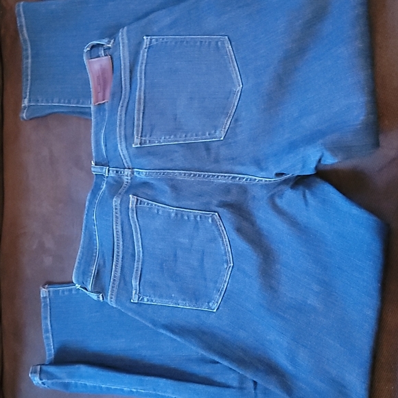 Ralph Lauren - Picture 6 of 7